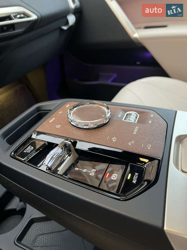 Внедорожник / Кроссовер BMW iX 2022 в Киеве