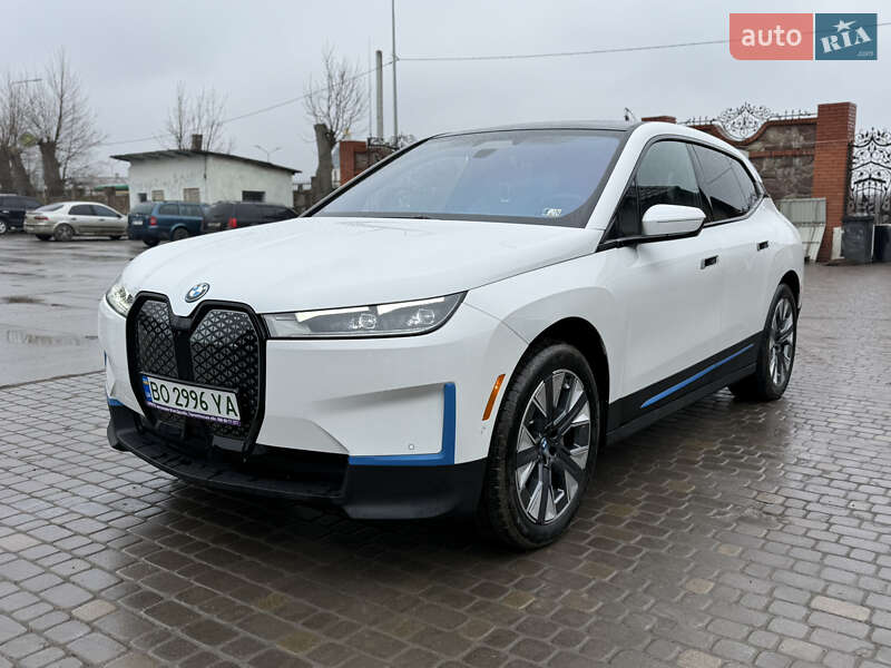 BMW iX 2023