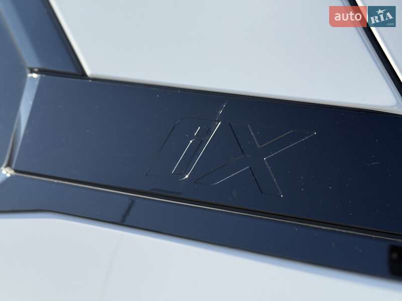 Внедорожник / Кроссовер BMW iX 2022 в Хусте