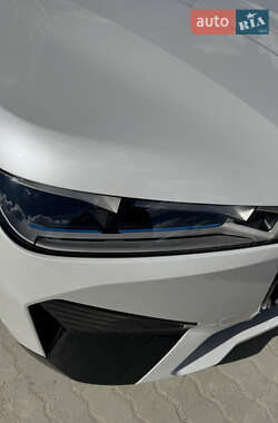Внедорожник / Кроссовер BMW iX 2023 в 