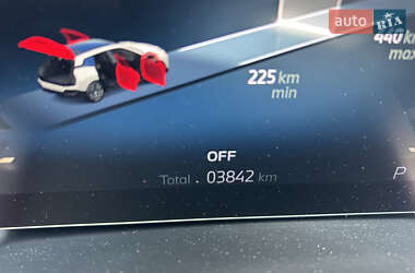 Позашляховик / Кросовер BMW iX 2023 в 