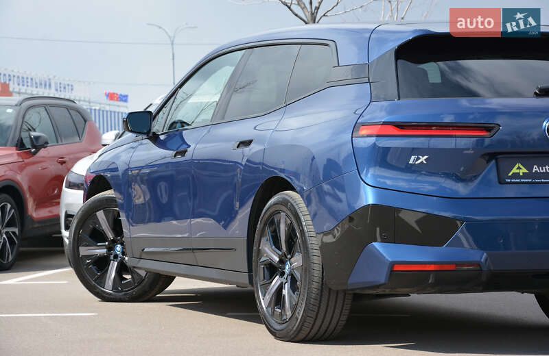 Внедорожник / Кроссовер BMW iX 2023 в Киеве