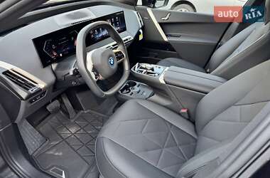 Позашляховик / Кросовер BMW iX 2024 в 