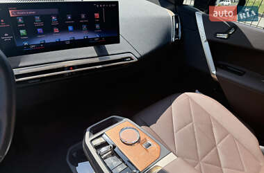 Внедорожник / Кроссовер BMW iX 2022 в 