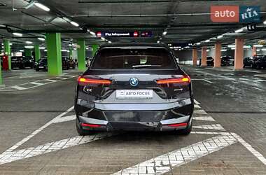 Позашляховик / Кросовер BMW iX 2022 в 