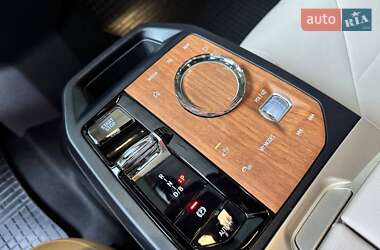 Позашляховик / Кросовер BMW iX 2022 в 