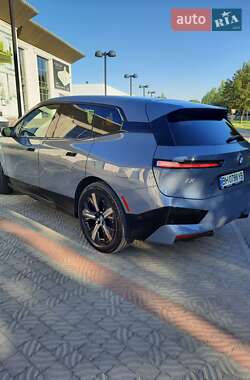 Внедорожник / Кроссовер BMW iX 2023 в 