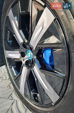 Внедорожник / Кроссовер BMW iX 2023 в 