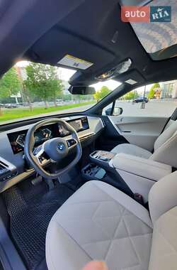 Внедорожник / Кроссовер BMW iX 2023 в 