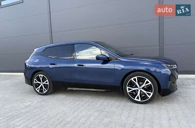 Позашляховик / Кросовер BMW iX 2022 в 
