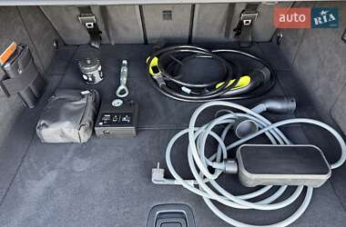 Позашляховик / Кросовер BMW iX 2022 в 