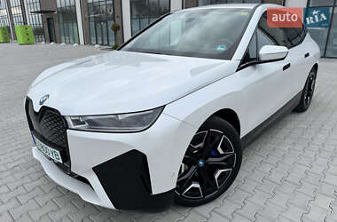 Позашляховик / Кросовер BMW iX 2022 в 