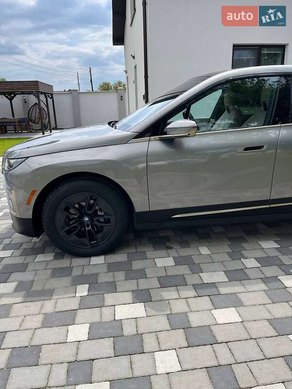 Внедорожник / Кроссовер BMW iX 2023 в Ивано-Франковске