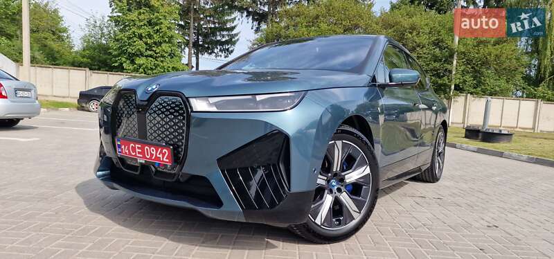 Внедорожник / Кроссовер BMW iX 2023 в 