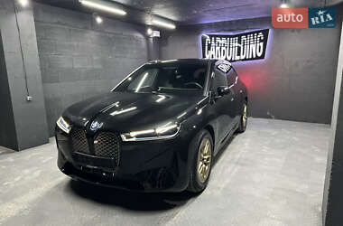 Внедорожник / Кроссовер BMW iX 2023 в 