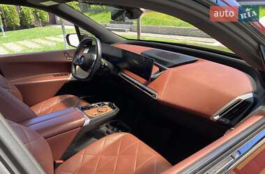 Внедорожник / Кроссовер BMW iX 2022 в 