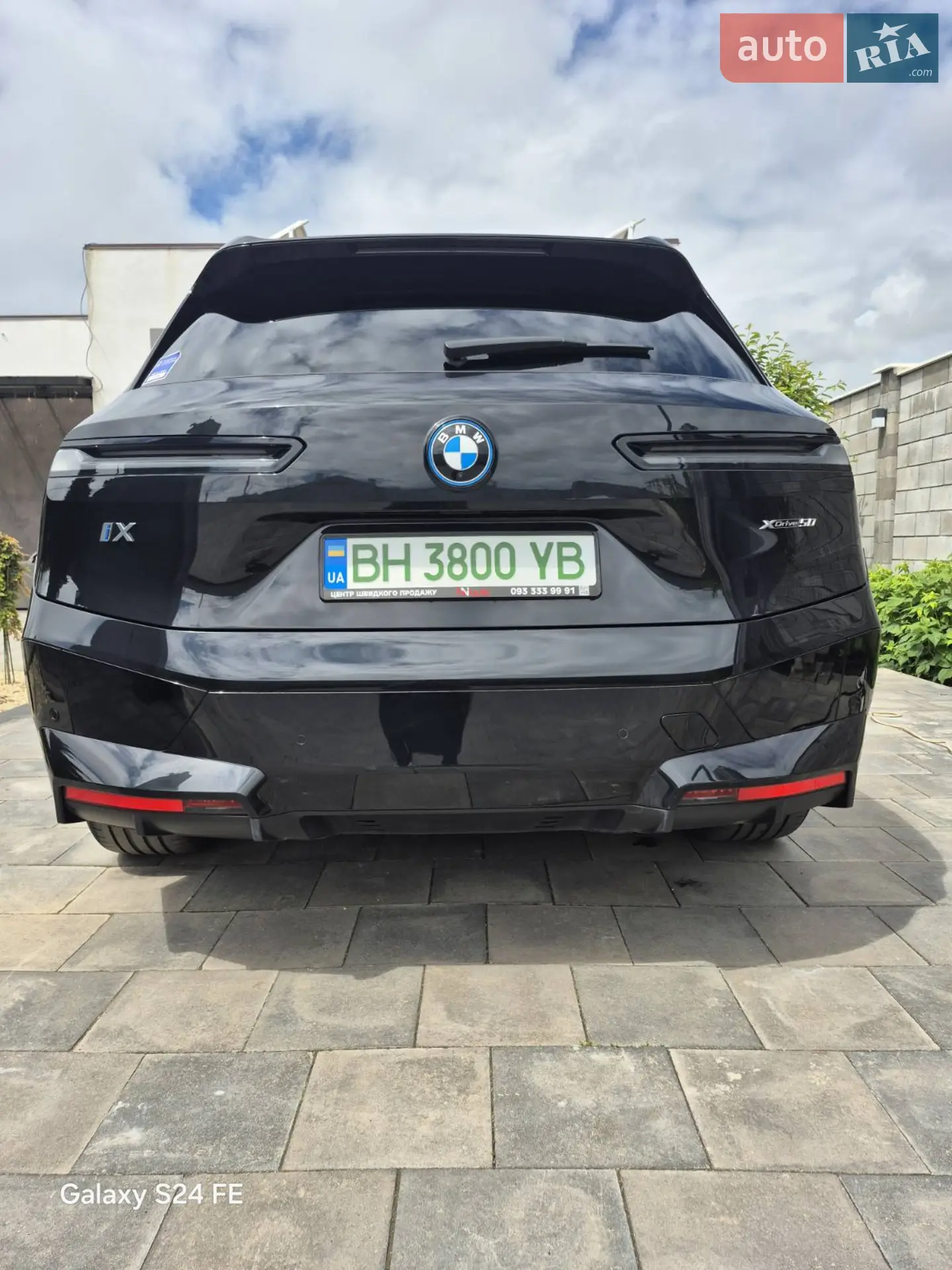 BMW iX 2023 VIN WB523CF03RCP89714 фото оголошення 2 з 29