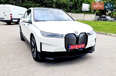 Внедорожник / Кроссовер BMW iX 2023 в 