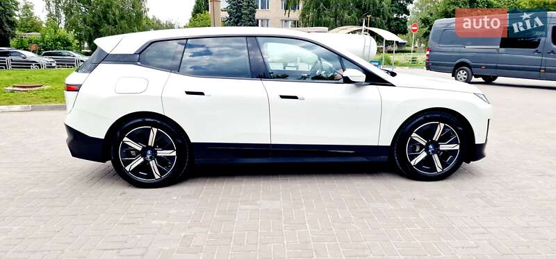 Позашляховик / Кросовер BMW iX 2023 в Тернополі