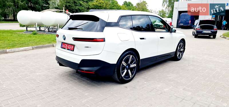 Позашляховик / Кросовер BMW iX 2023 в Тернополі