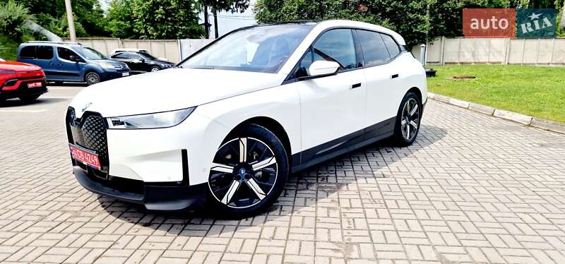 Позашляховик / Кросовер BMW iX 2023 в Тернополі
