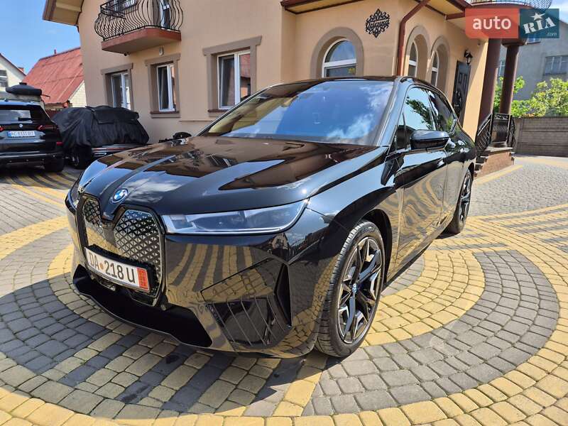 ナインアール プレミアムヒートサーマル☆M ブラック AUTO.RIA – Купить Черные авто БМВ Ай Икс - продажа BMW iX