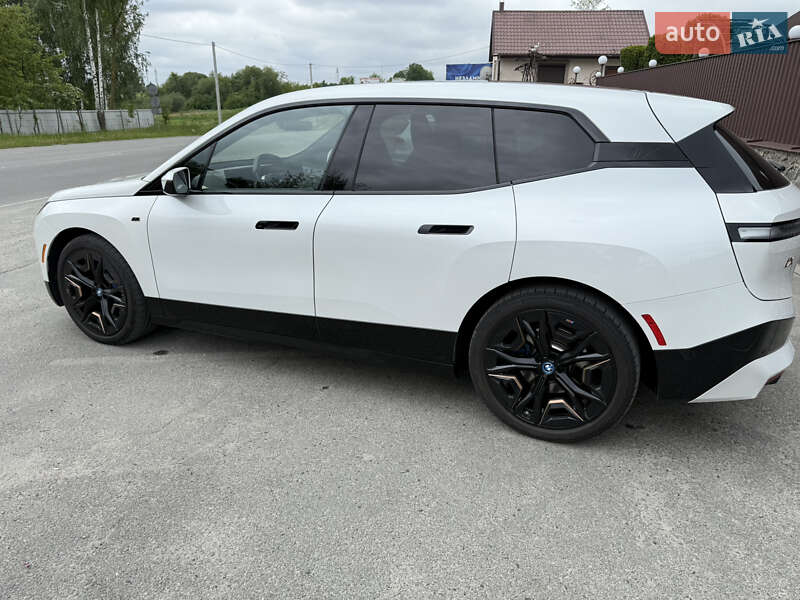 Внедорожник / Кроссовер BMW iX 2022 в Шепетовке