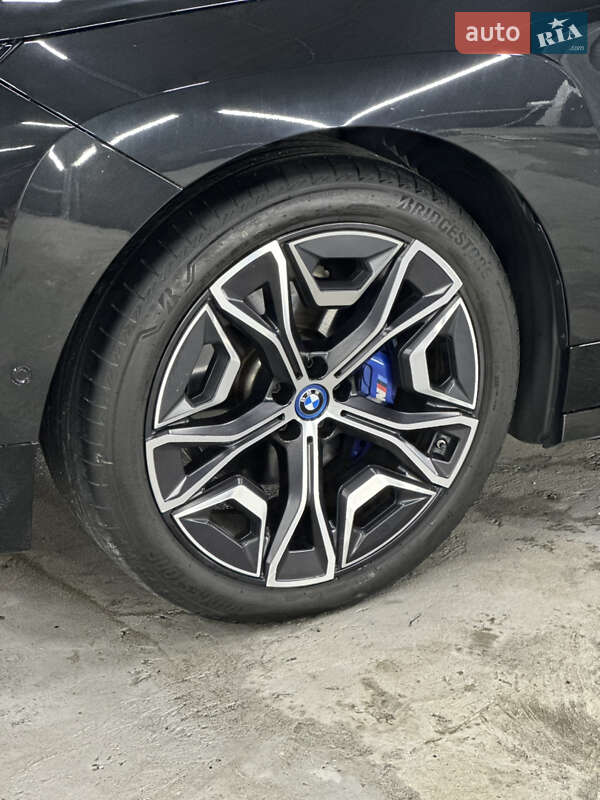 Внедорожник / Кроссовер BMW iX 2022 в Киеве