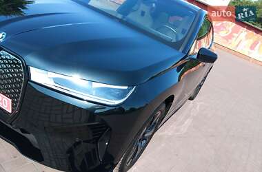 Внедорожник / Кроссовер BMW iX 2024 в 