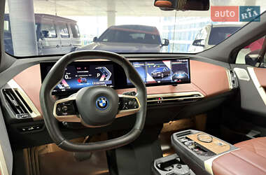 Внедорожник / Кроссовер BMW iX 2022 в 