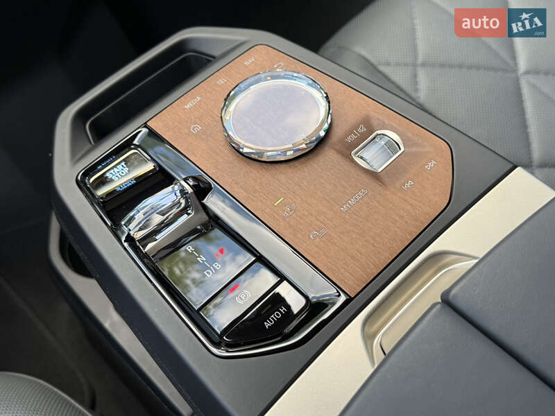 Внедорожник / Кроссовер BMW iX 2023 в Хмельницком