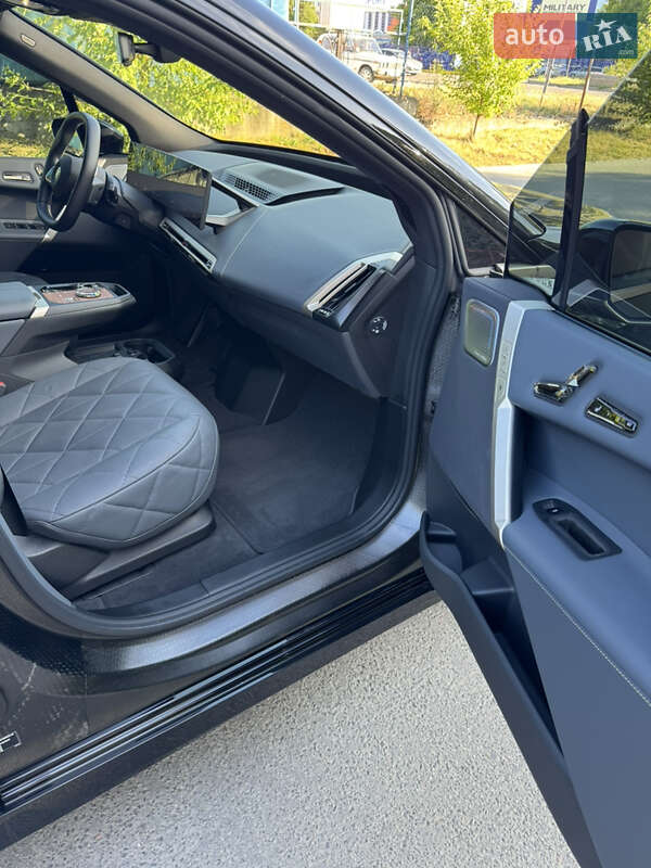 Внедорожник / Кроссовер BMW iX 2023 в Ужгороде
