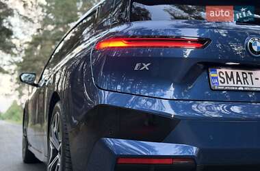 Внедорожник / Кроссовер BMW iX 2022 в 
