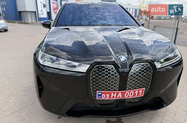 Позашляховик / Кросовер BMW iX 2023 в 