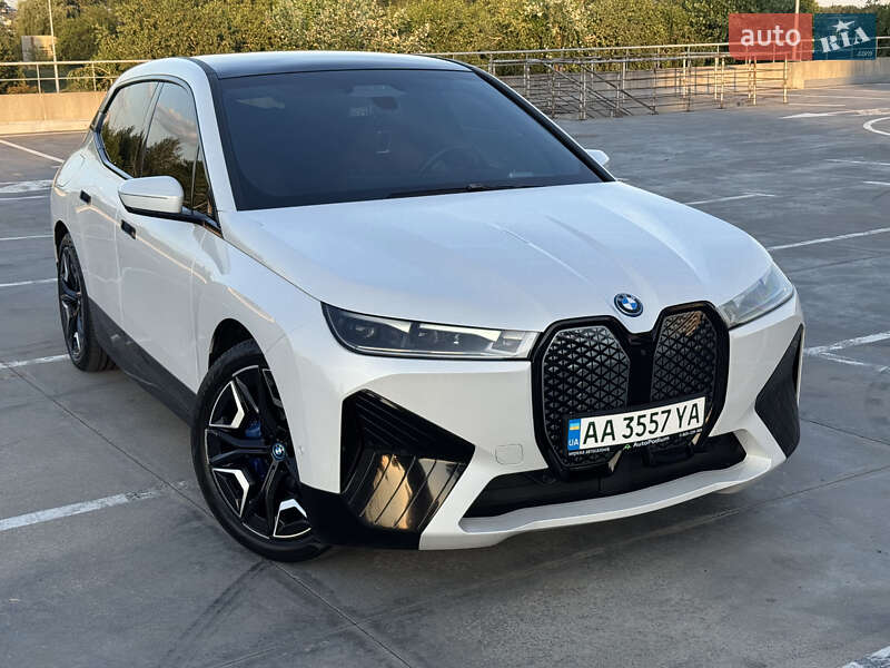 Внедорожник / Кроссовер BMW iX 2021 в Киеве