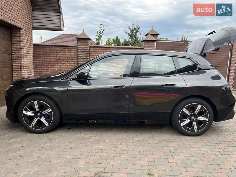 BMW iX 2022
