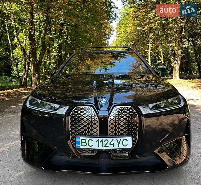 BMW iX 2023