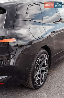 Внедорожник / Кроссовер BMW iX 2022 в 
