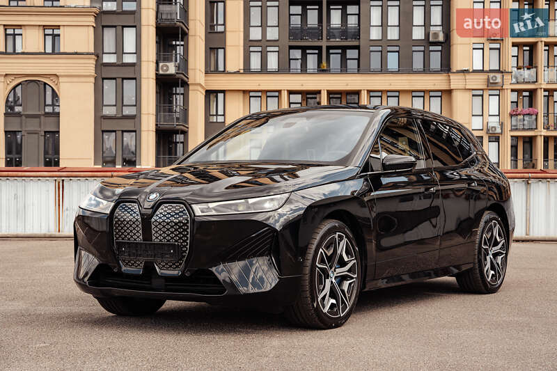 Внедорожник / Кроссовер BMW iX 2022 в 