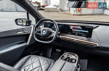 Внедорожник / Кроссовер BMW iX 2022 в 
