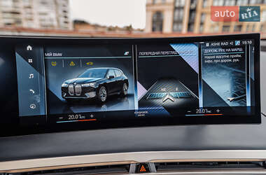 Внедорожник / Кроссовер BMW iX 2022 в 