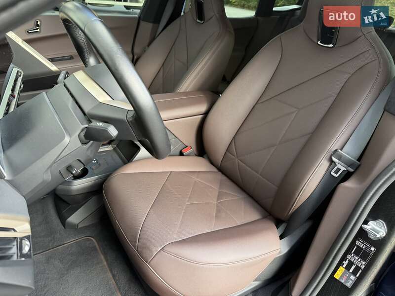 Позашляховик / Кросовер BMW iX 2021 в Дніпрі