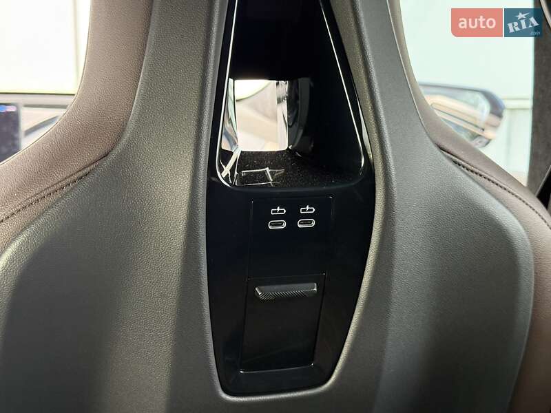 Позашляховик / Кросовер BMW iX 2021 в Дніпрі