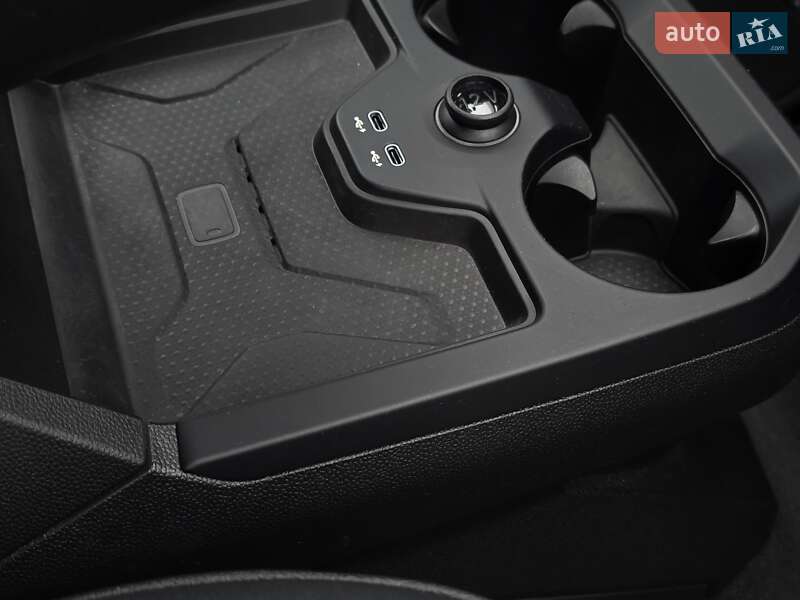 Позашляховик / Кросовер BMW iX 2022 в Тернополі фото 76 Позашляховик / Кросовер BMW iX 2022 в Тернополі