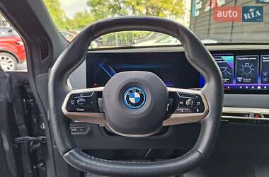 Позашляховик / Кросовер BMW iX 2023 в  фото 24 Позашляховик / Кросовер BMW iX 2023 в