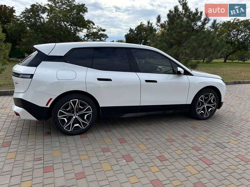 Внедорожник / Кроссовер BMW iX 2024 в Измаиле