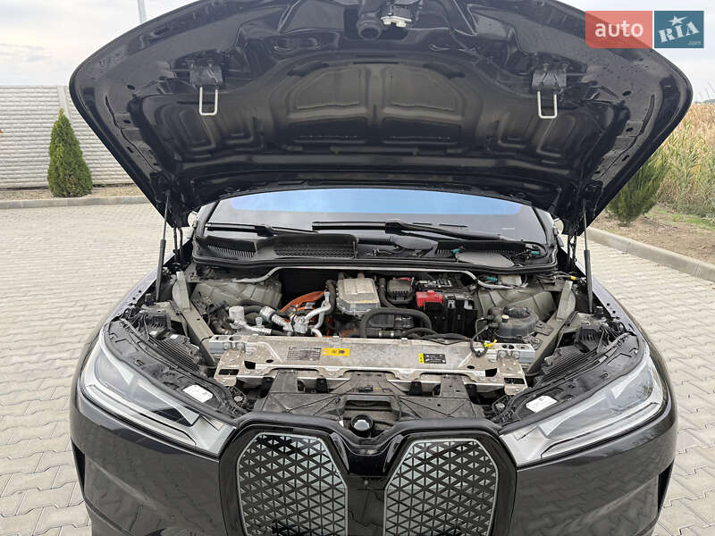 Позашляховик / Кросовер BMW iX 2023 в Дніпрі