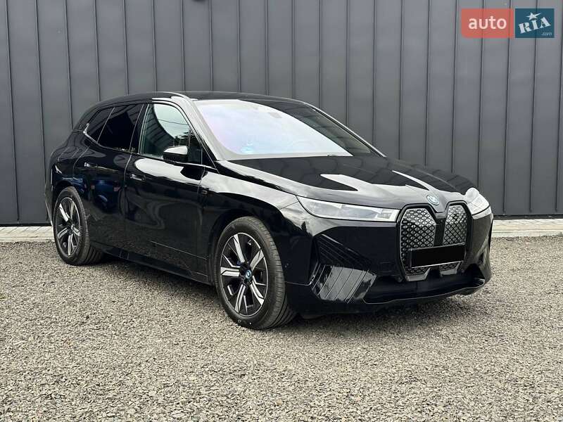 BMW iX 2023
