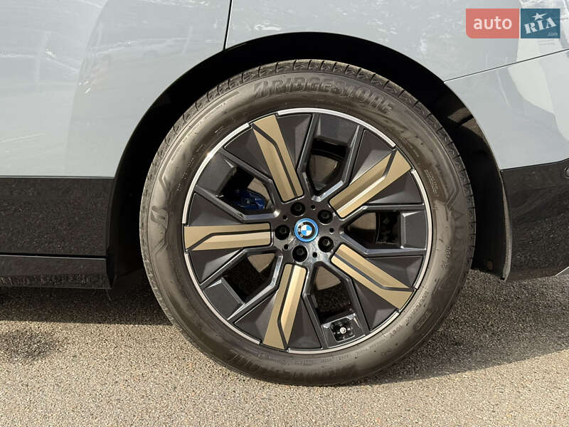 Позашляховик / Кросовер BMW iX 2023 в Харкові фото 15 Позашляховик / Кросовер BMW iX 2023 в Харкові