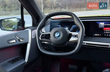 Внедорожник / Кроссовер BMW iX 2023 в  фото 3 Внедорожник / Кроссовер BMW iX 2023 в